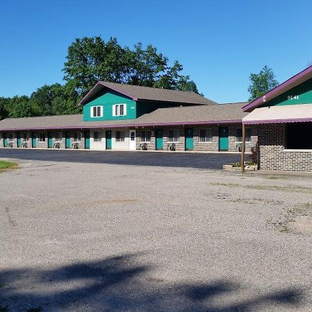 North Winds Lodge Prudenville Exterior photo