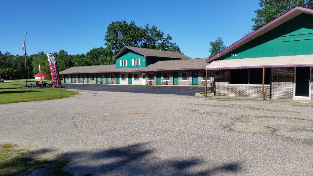 North Winds Lodge Prudenville Exterior photo